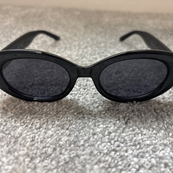 Rachel Zoe Penelope Sunglasses Black - New with case - Picture 3 of 5